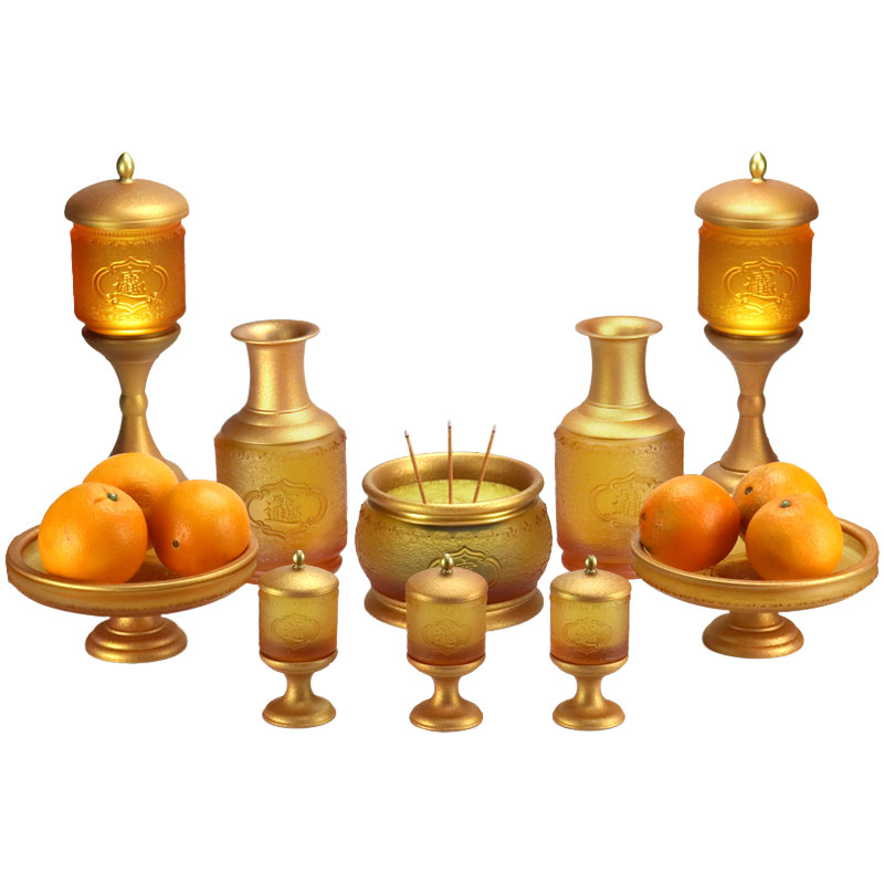 সম্পদ এবং ধন আনার জন্য বৌদ্ধ মন্দিরের জন্য কাঁচের নৈবেদ্য