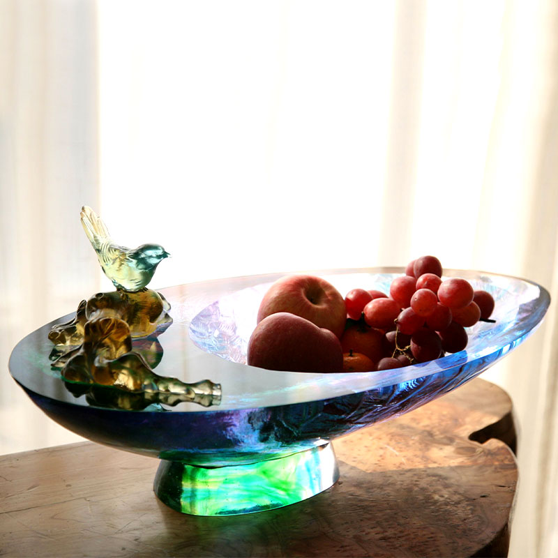পাখি প্রসাধন সঙ্গে ক্রিস্টাল গ্লাস ফলের বাটি