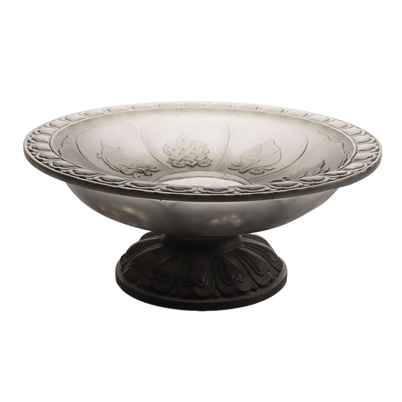 ধূসর রঙের চকচকে ফলের বাটি