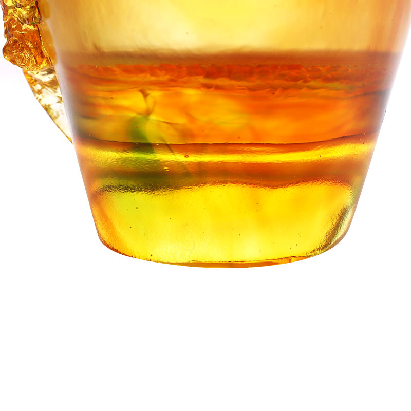 বাড়ির সজ্জা প্লাম ব্লসম খোদাই করা ডিজাইন অ্যাম্বার গ্লাস ফুলদানি