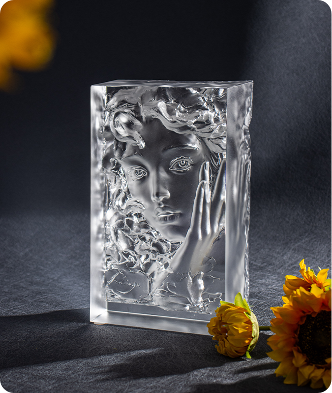 চোখ তুলে